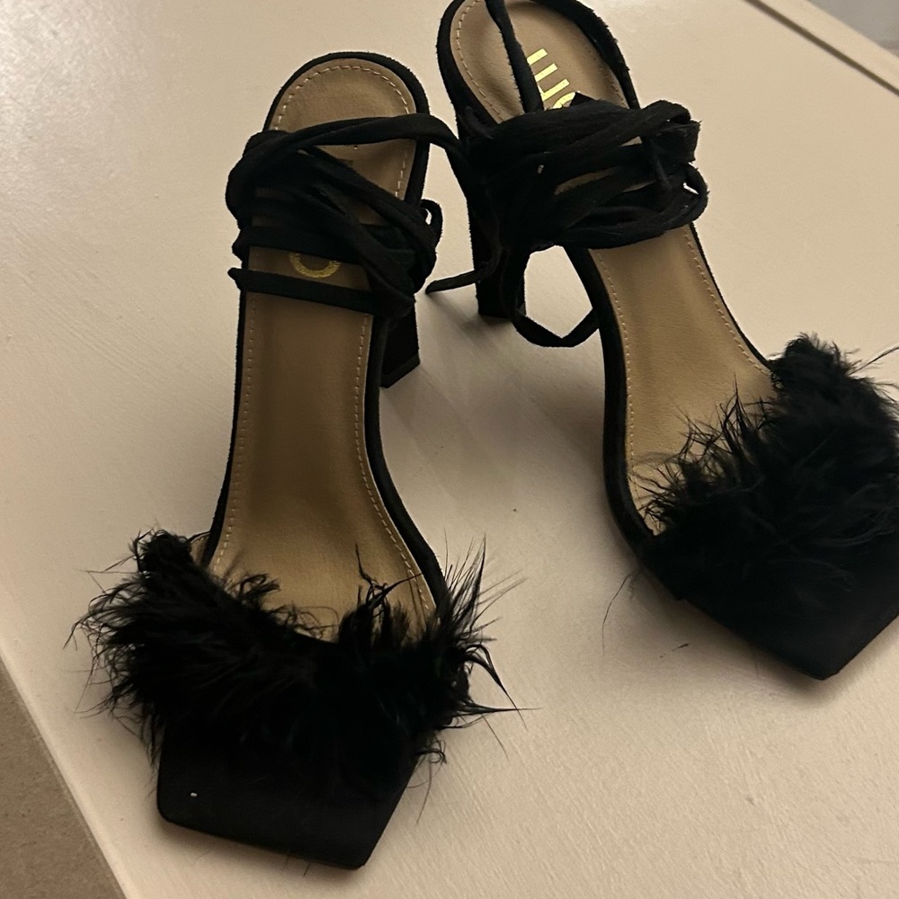 Heels Black Feathered Strap Heels Size UK 5! EGO - Picture 7 of 9